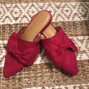 Pink Slides with bow on top